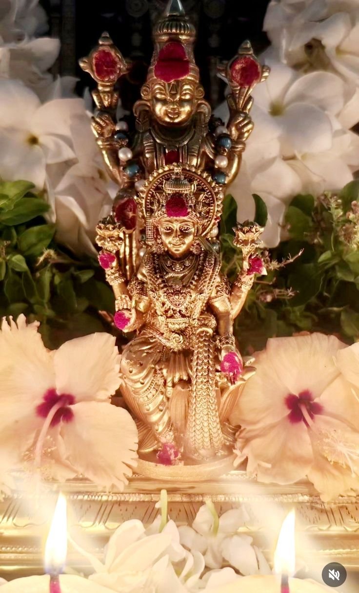 स्वर्ण लक्ष्मी-नारायण प्रतिमा सजावट